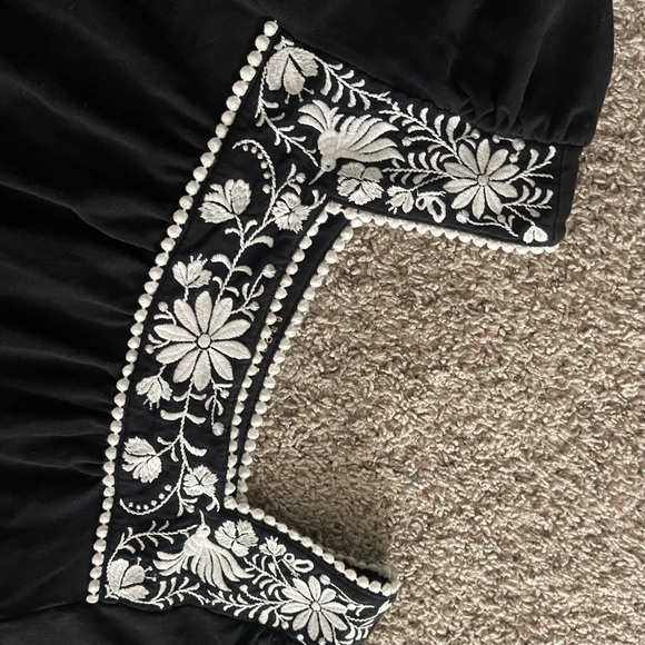 Kate Spade women’s Black Dress with White Embroidery - Picture 3 of 6